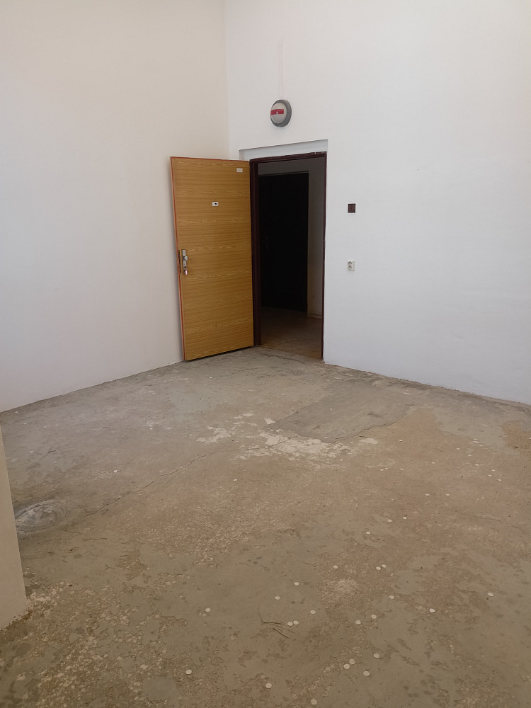 Pronájem kanceláře 20 m² Kladno – pohled 2