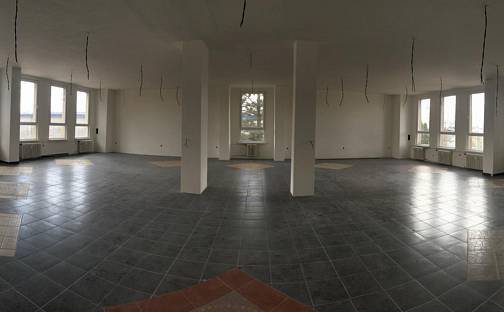 Pronájem kanceláře 318 m², Olomouc - Chválkovice