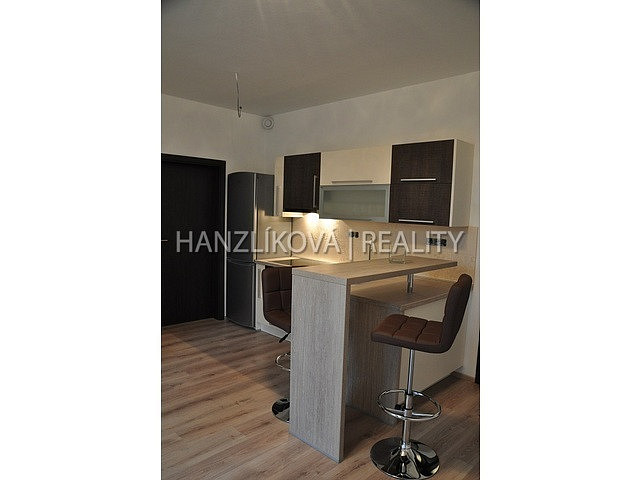 Pronájem bytu 2+kk 48 m² – fotografie 5