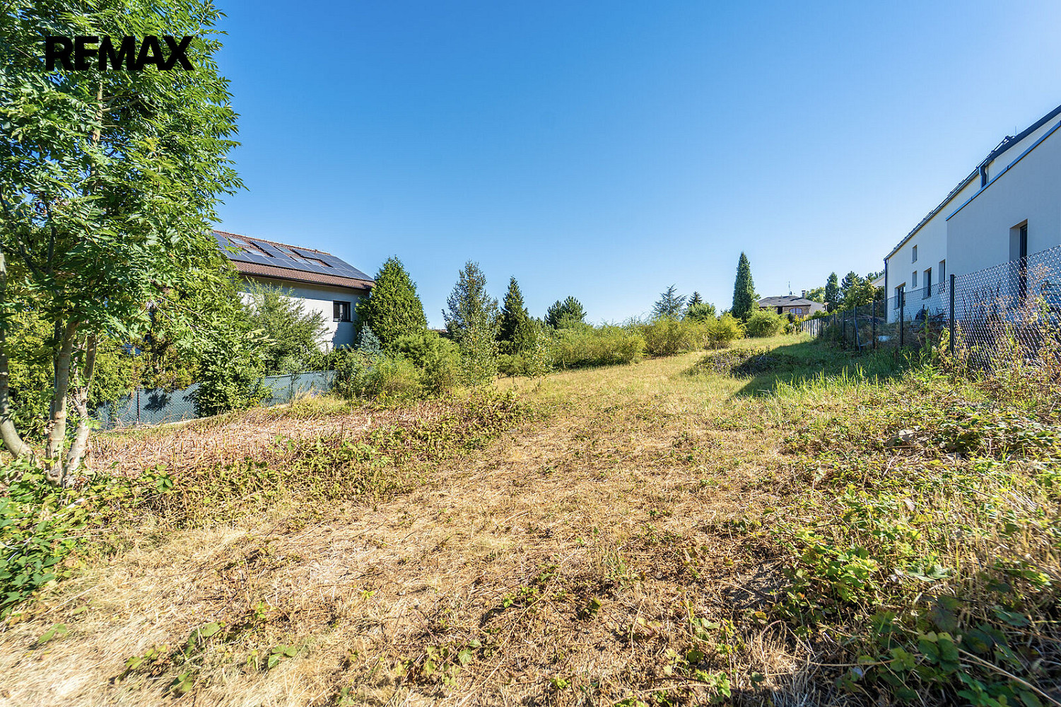 Prodej stavebního pozemku 1 056 m²