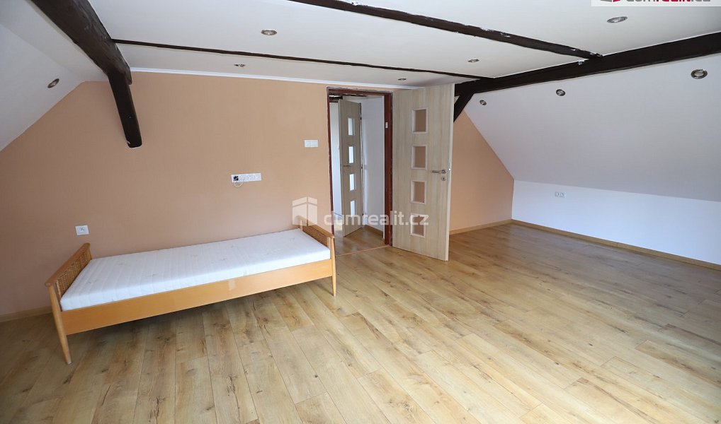 Prodej domu 180 m² s pozemkem 1 242 m², Šindelová – náhled fotky 4