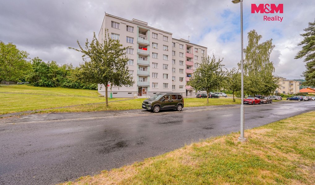 Prodej bytu 3+1 82 m², Karlovy Vary – náhled fotky 2