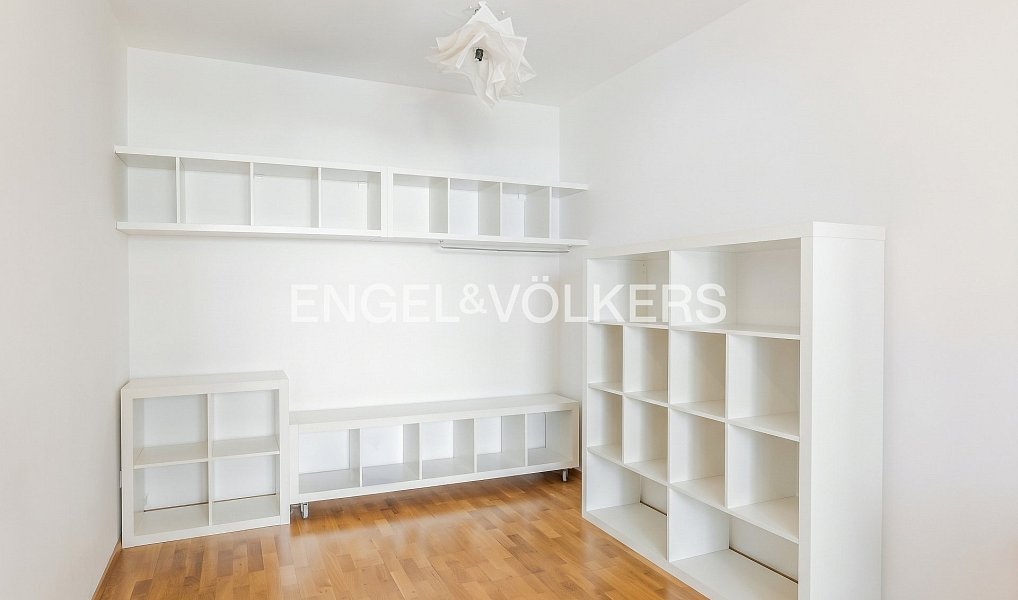 Pronájem kanceláře 80 m², Praha – náhled fotky 5