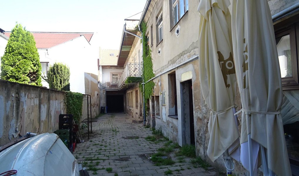 Prodej domu 1 146 m² s pozemkem 679 m², Prostějov – náhled fotky 3