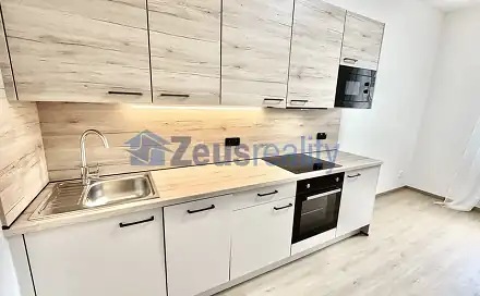 Pronájem bytu 2+kk 42 m²
