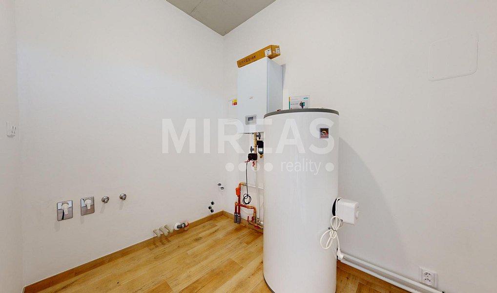 Prodej domu 133 m² s pozemkem 440 m², Dvory – náhled fotky 22