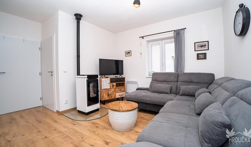 Prodej domu 96 m² s pozemkem 365 m², Frymburk – náhled fotky 12