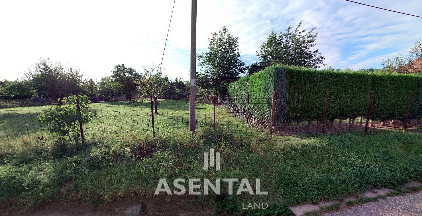 Prodej stavebního pozemku 1 632 m² – fotografie 2