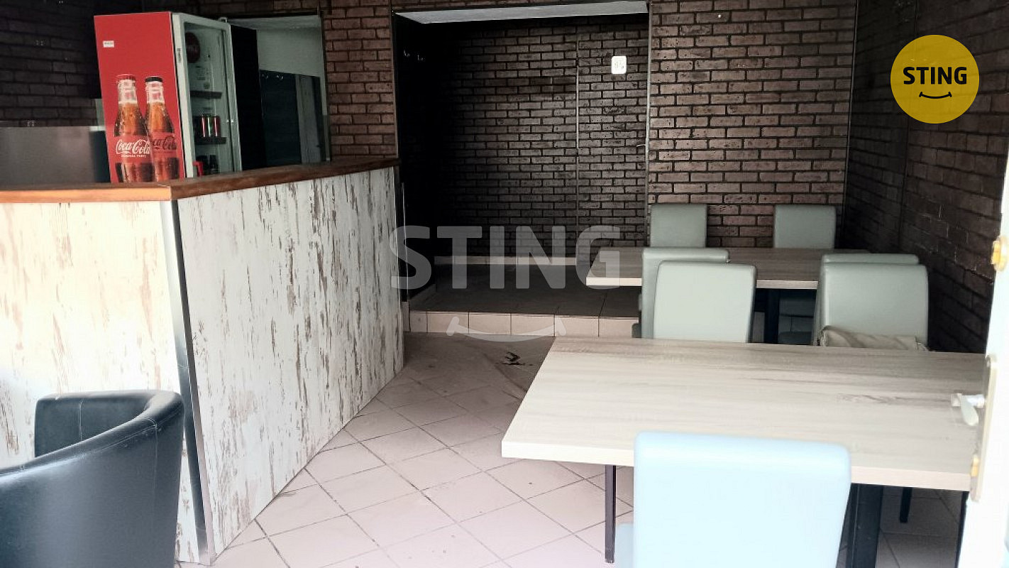 Pronájem obchodních prostor 61 m² – fotografie 4