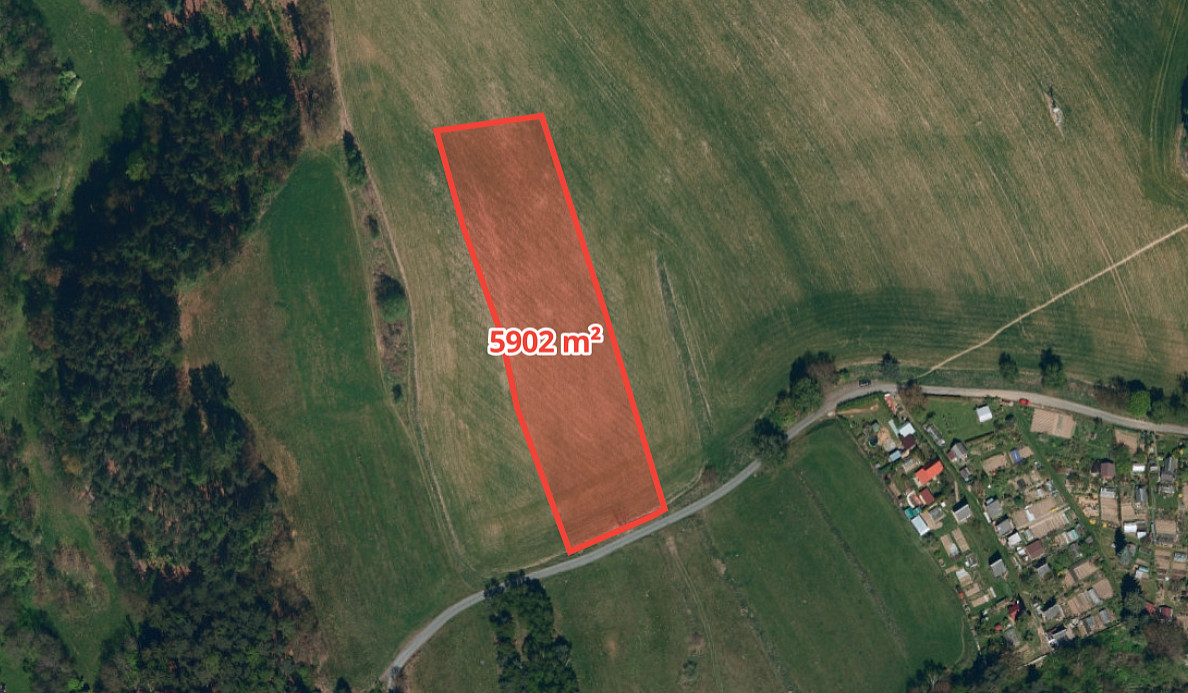 Prodej pole 5 902 m²