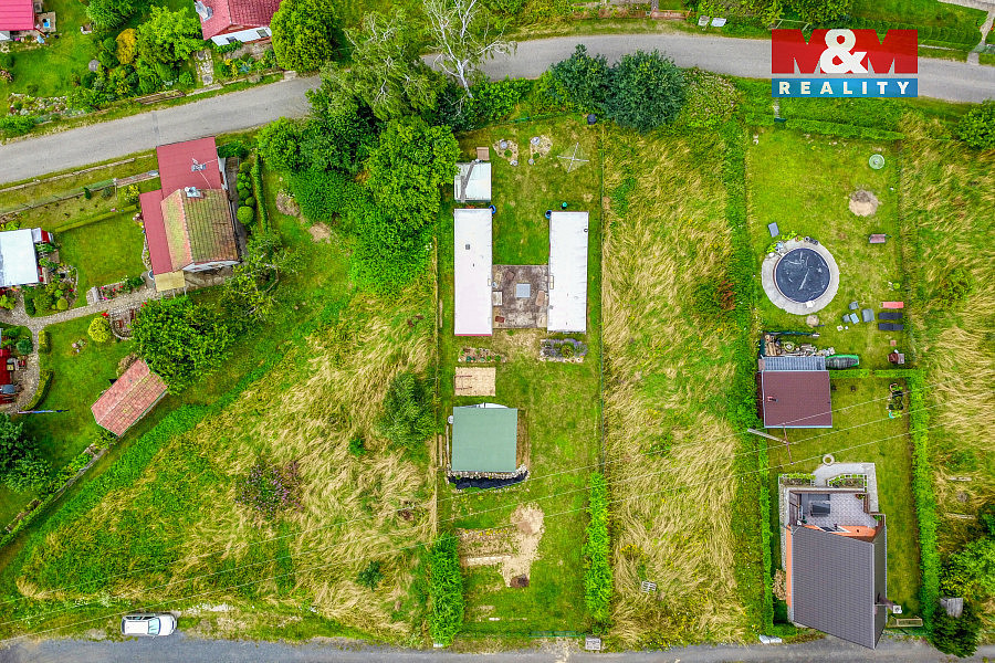 Prodej stavebního pozemku 587 m² – fotografie 2