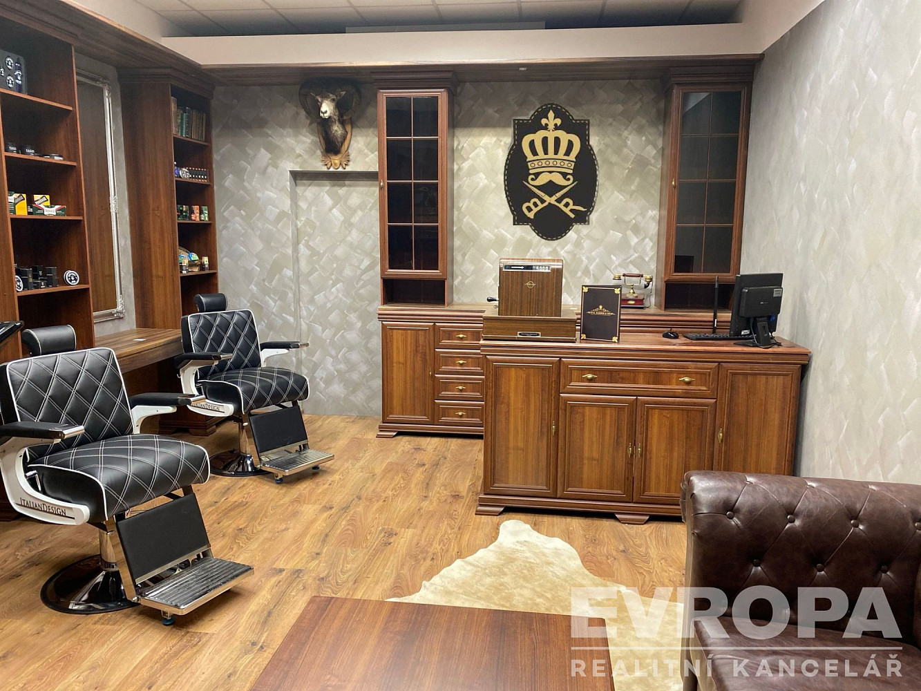 Prodej obchodních prostor 120 m² – pohled 2