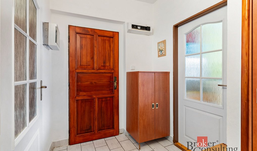 Prodej bytu 3+1 77 m², Dobrovice – náhled fotky 6