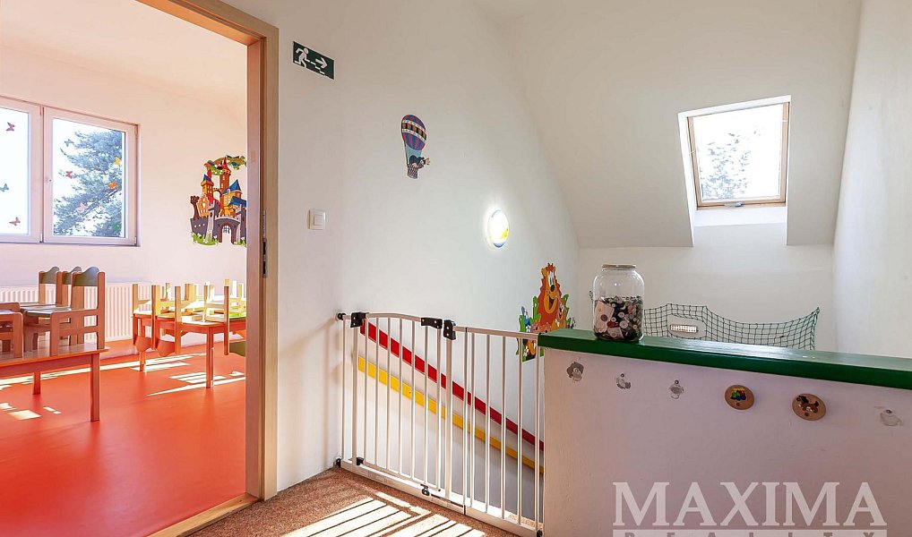 Prodej domu 237 m² s pozemkem 905 m², Úvaly – náhled fotky 25