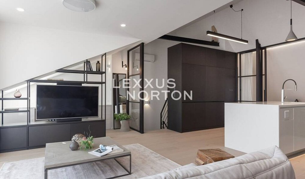 Pronájem bytu 2+kk 115 m², Praha – náhled fotky 3