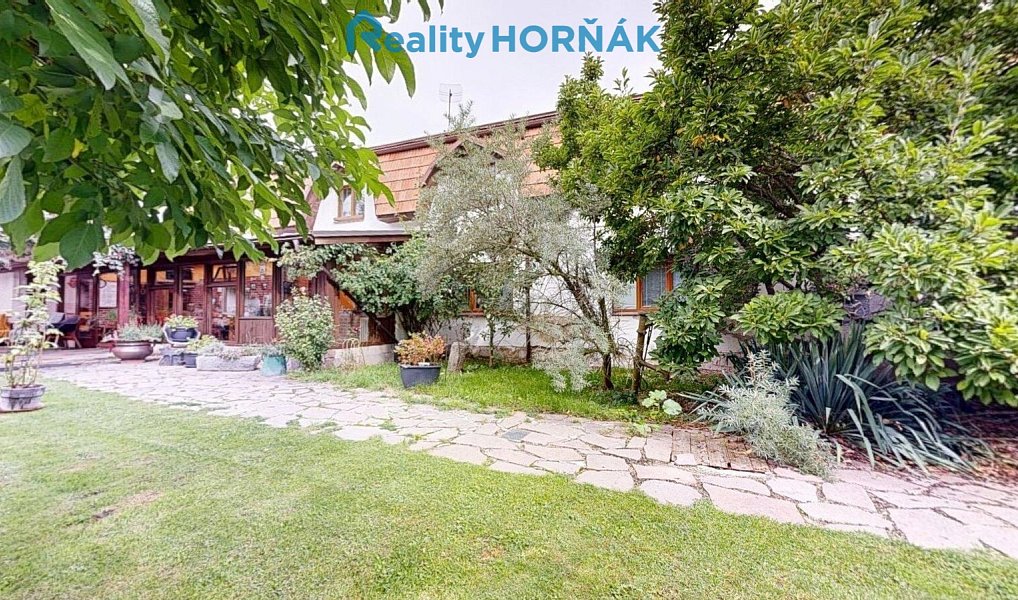 Prodej domu 364 m² s pozemkem 1 261 m², Votice – náhled fotky 37