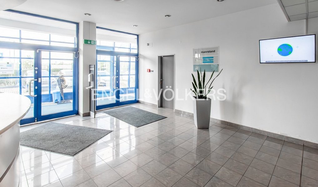Pronájem kanceláře 670 m², Praha – náhled fotky 14
