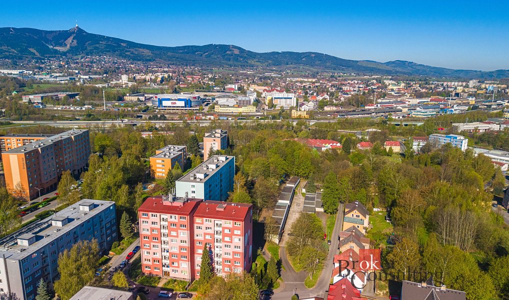 Prodej bytu 3+1 88 m², Liberec – náhled fotky 3