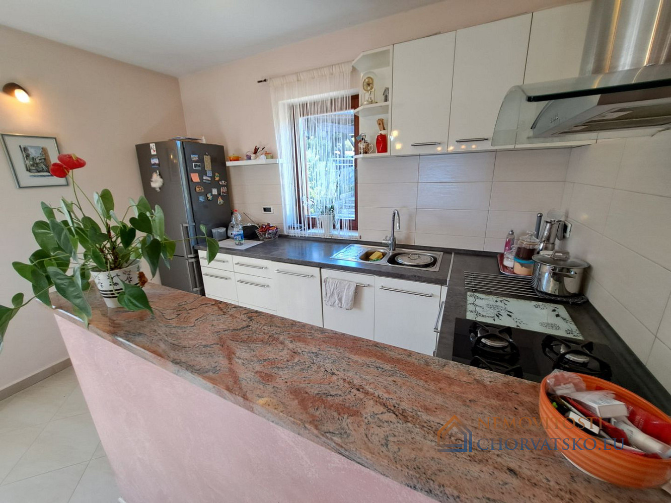 Prodej domu 400 m² s pozemkem 1 500 m² - Aanzicht 6
