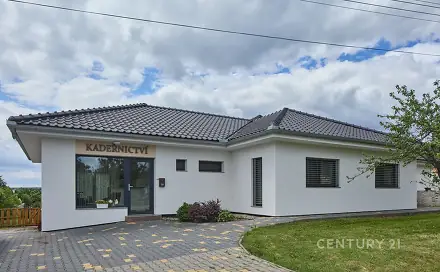Prodej domu 234 m² s pozemkem 1 395 m², Strachotice, okres Znojmo