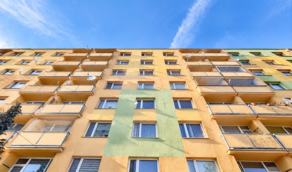 Prodej bytu 1+1 36 m², Bílina – fotka 1 z 11