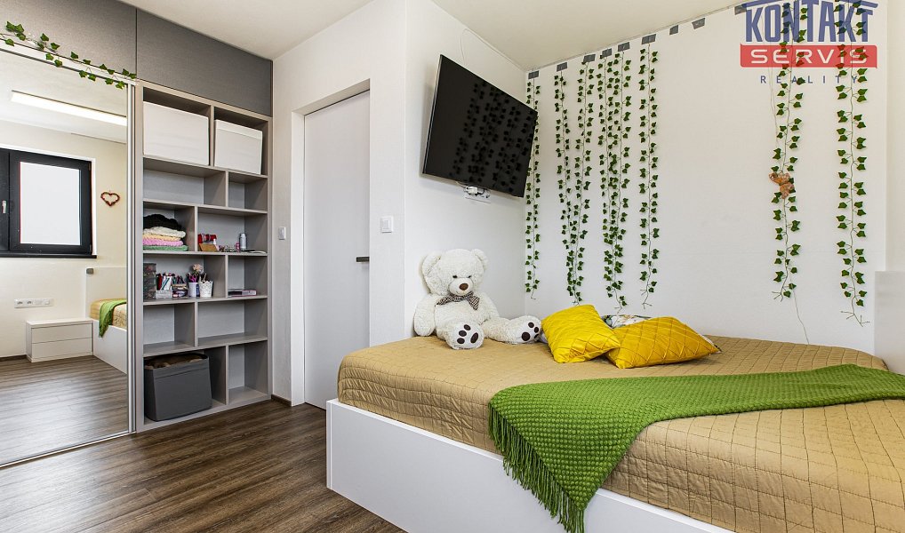 Prodej domu 236 m² s pozemkem 1 076 m², Hlincová Hora – náhled fotky 30