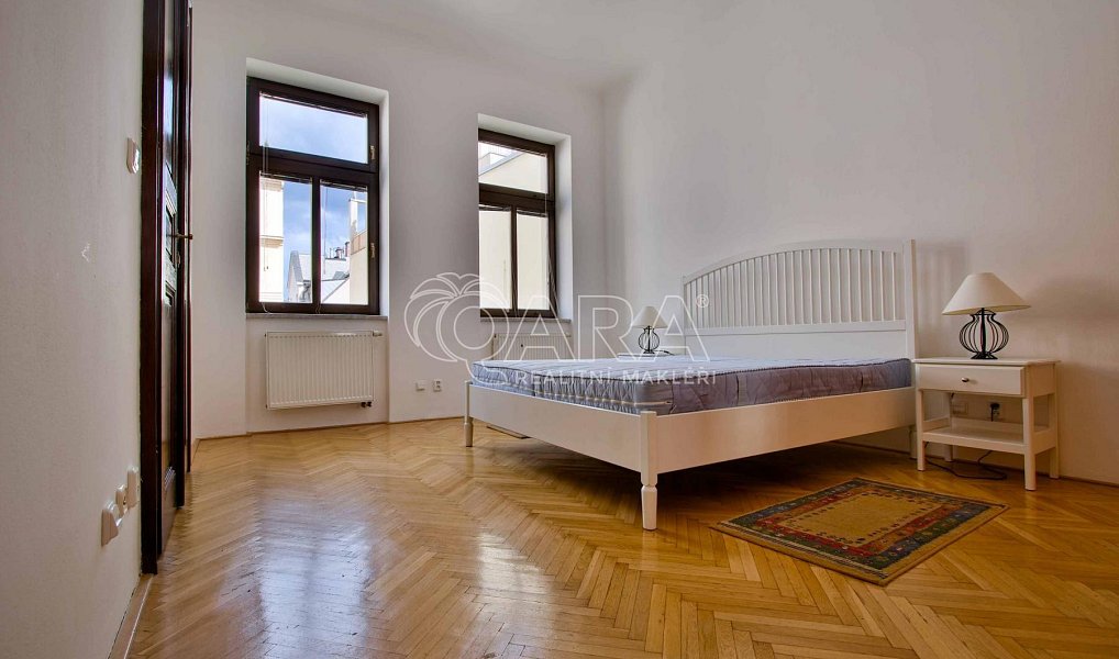 Pronájem bytu 2+kk 65 m², Praha – náhled fotky 2