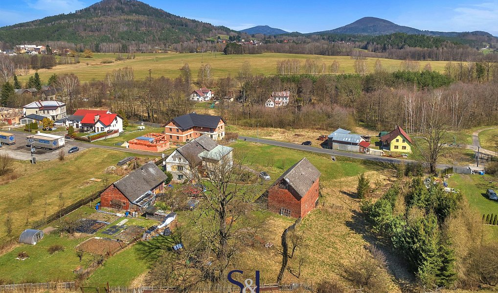 Prodej domu 60 m² s pozemkem 2 960 m², Cvikov – fotka 1 z 11