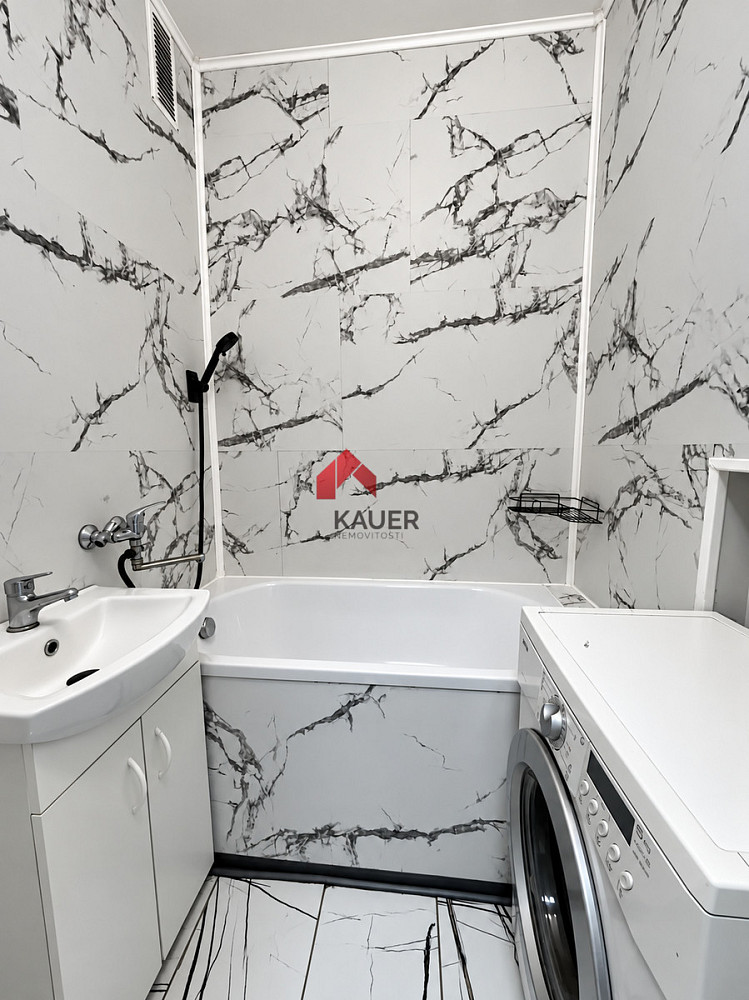 Pronájem bytu 1+1 36 m²