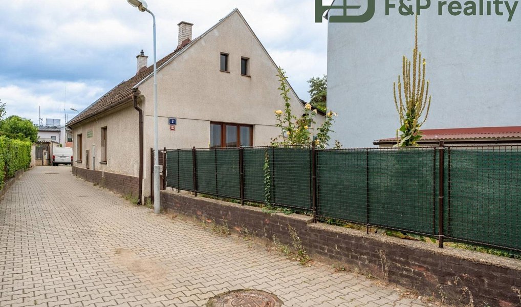 Pronájem domu 102 m² s pozemkem 251 m², Praha – náhled fotky 2
