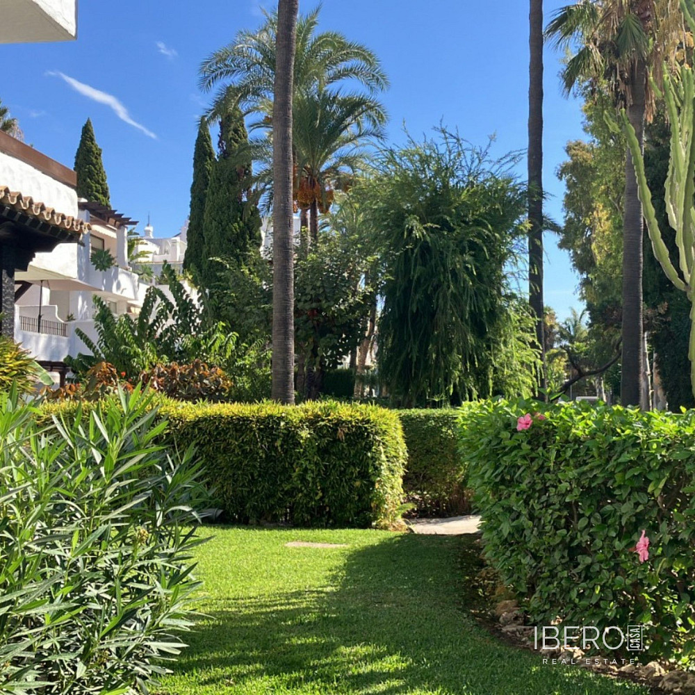 Piso 4+kk – Marbella, Nueva Andalucía - Más