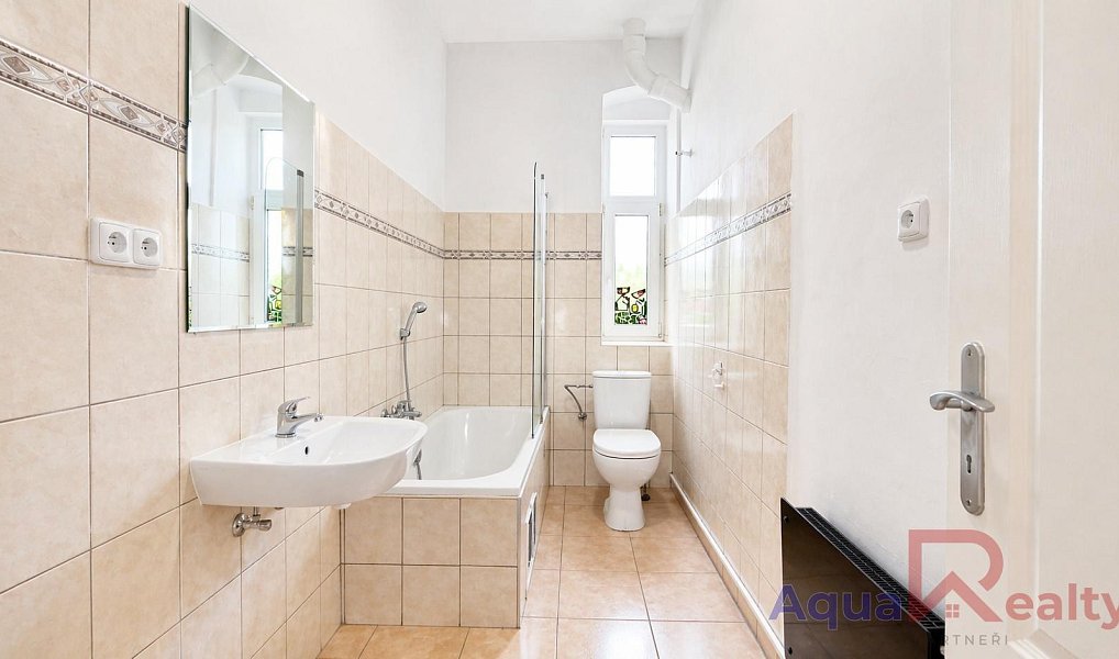 Pronájem bytu 1+kk 26 m², Karlovy Vary – náhled fotky 9
