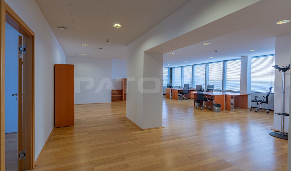 Pronájem kanceláře 570 m², Praha – náhled fotky 8