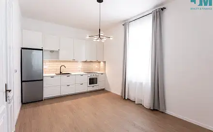 Pronájem bytu 2+kk 41 m², Karlovo nám., Třebíč - Vnitřní Město