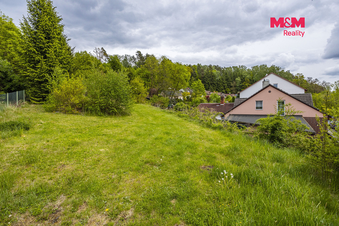 Prodej stavebního pozemku 496 m² – fotografie 3