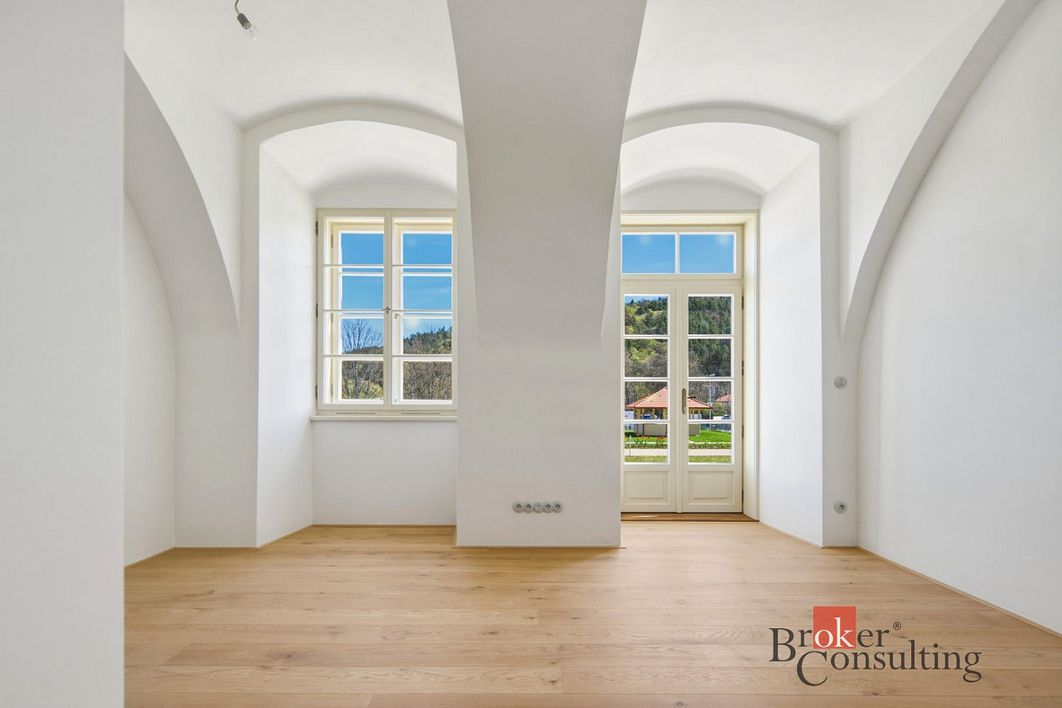 Prodej bytu 2+kk 88 m² — photo 2