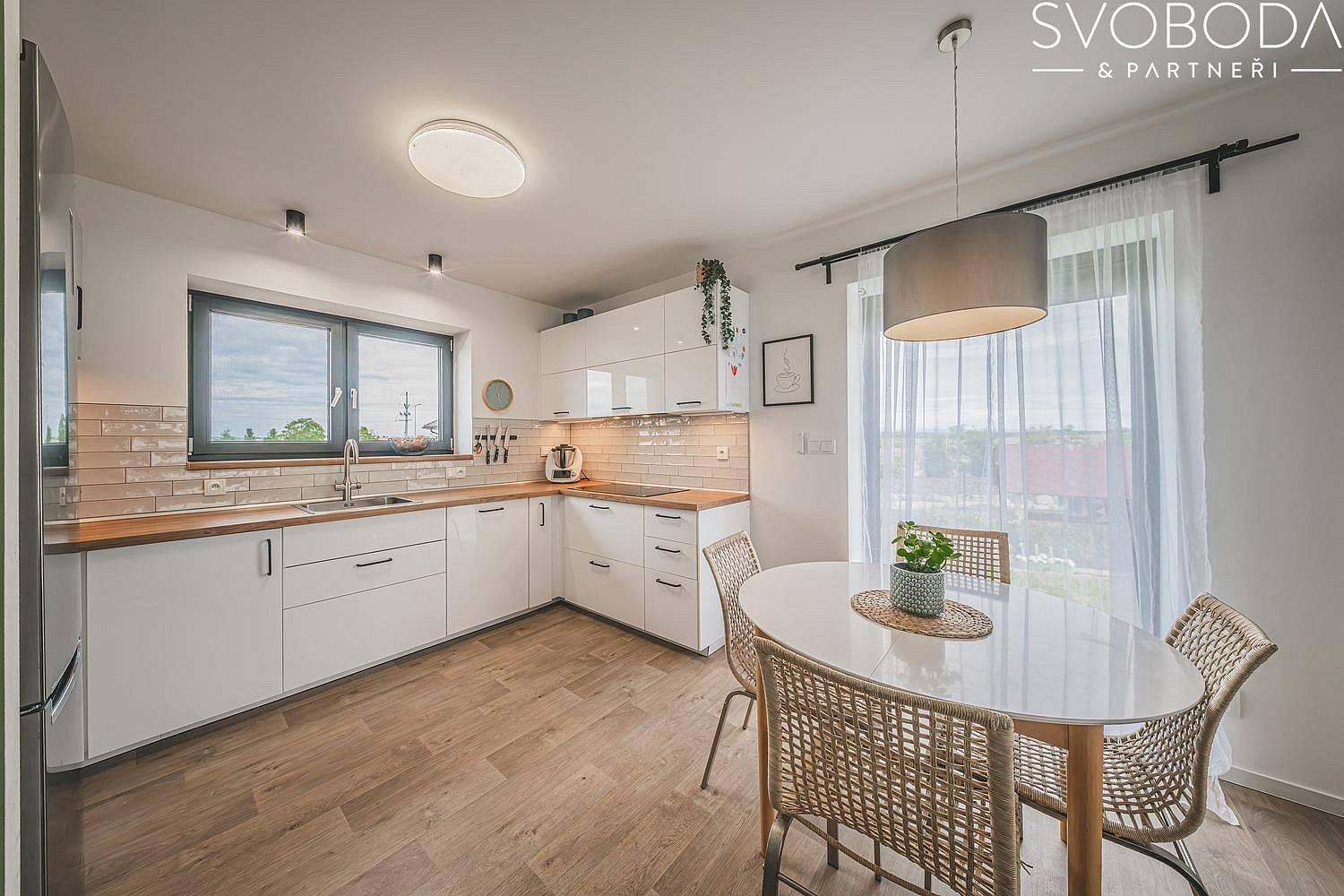 Prodej domu 142 m² s pozemkem 900 m² – fotografie 3