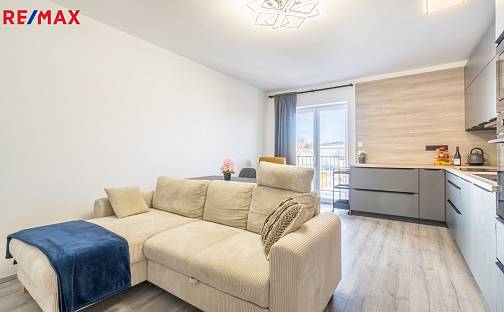 Prodej bytu 3+kk 65 m², Na Dražkách, Beroun - Beroun-Město