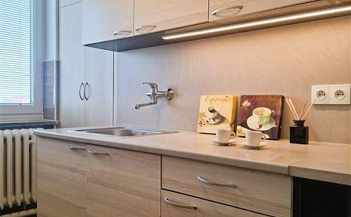 Prodej bytu 3+1 64 m², Bystřice, okres Benešov