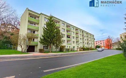 Prodej bytu 3+1 85 m², Palackého, Teplice - Trnovany