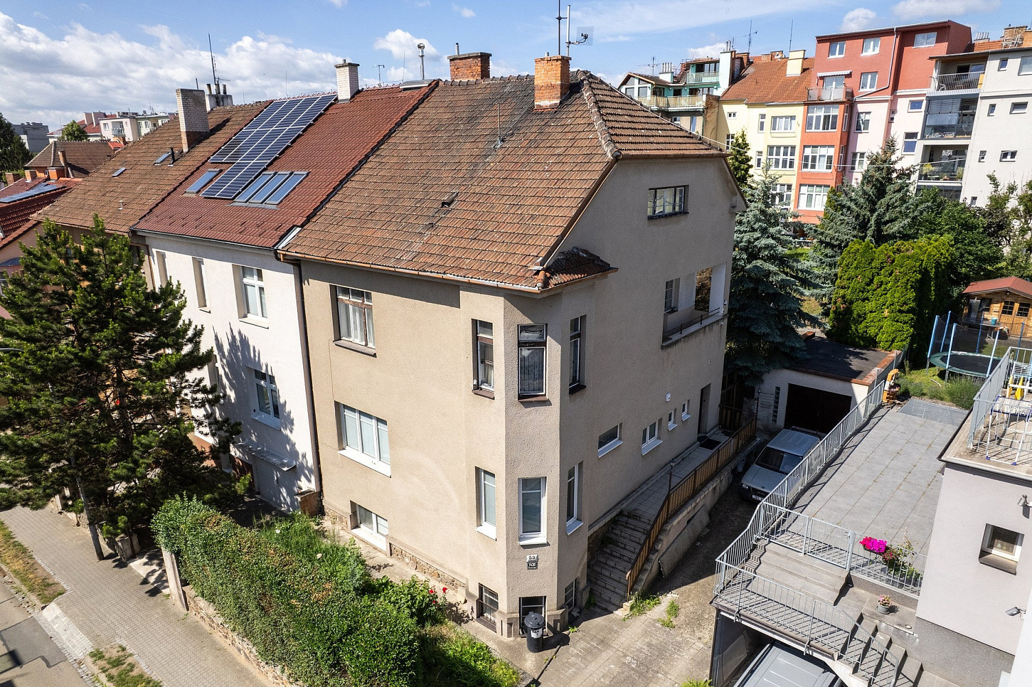 Prodej domu 294 m² s pozemkem 520 m² – fotografie 3