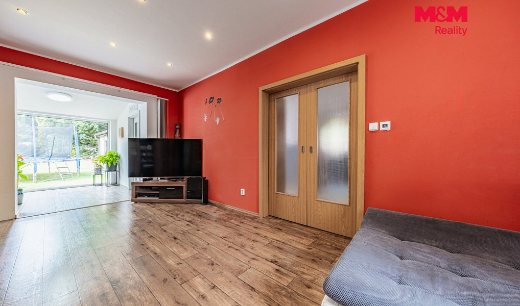 Prodej domu 140 m² s pozemkem 1 320 m², Černovice – náhled fotky 4