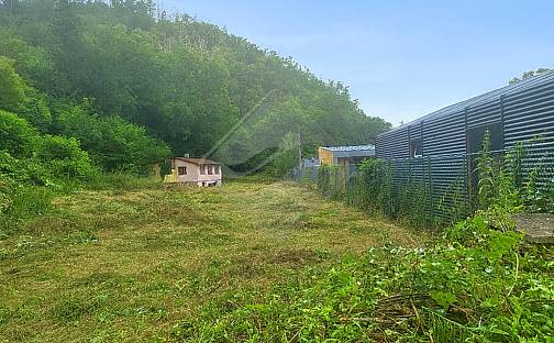 Prodej stavebního pozemku 2 290 m², Praha 5