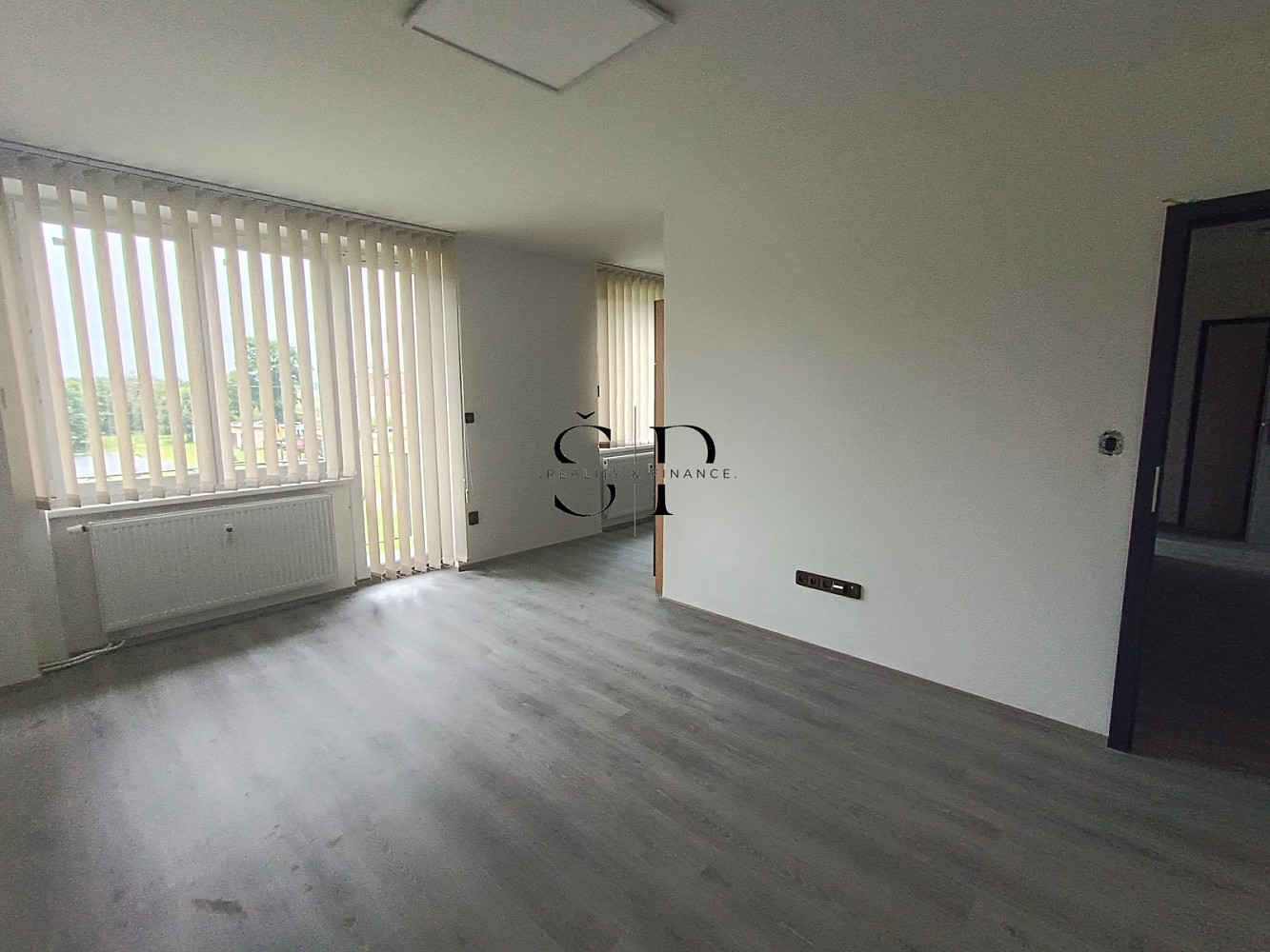 Pronájem bytu 2+kk 48 m² – fotografie 3
