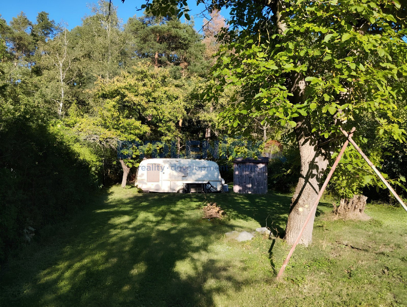 Prodej stavebního pozemku 705 m² — photo 3