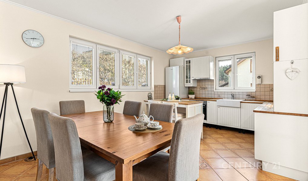 Prodej domu 265 m² s pozemkem 864 m², Mnichovice – náhled fotky 4