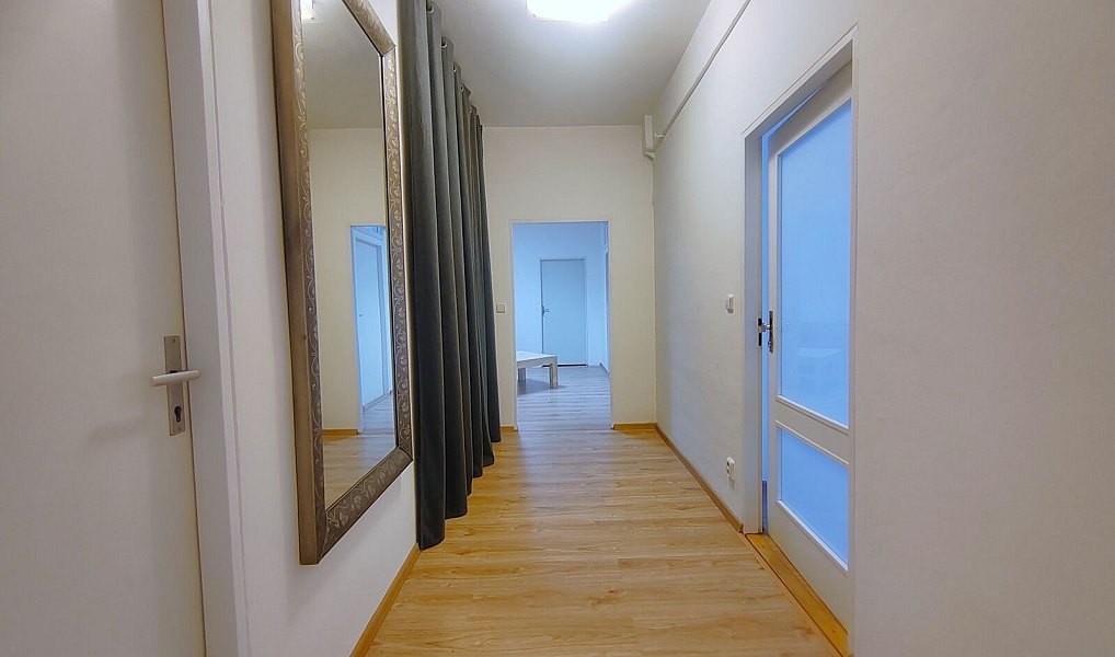 Pronájem kanceláře 19 m², Ostrava – náhled fotky 3