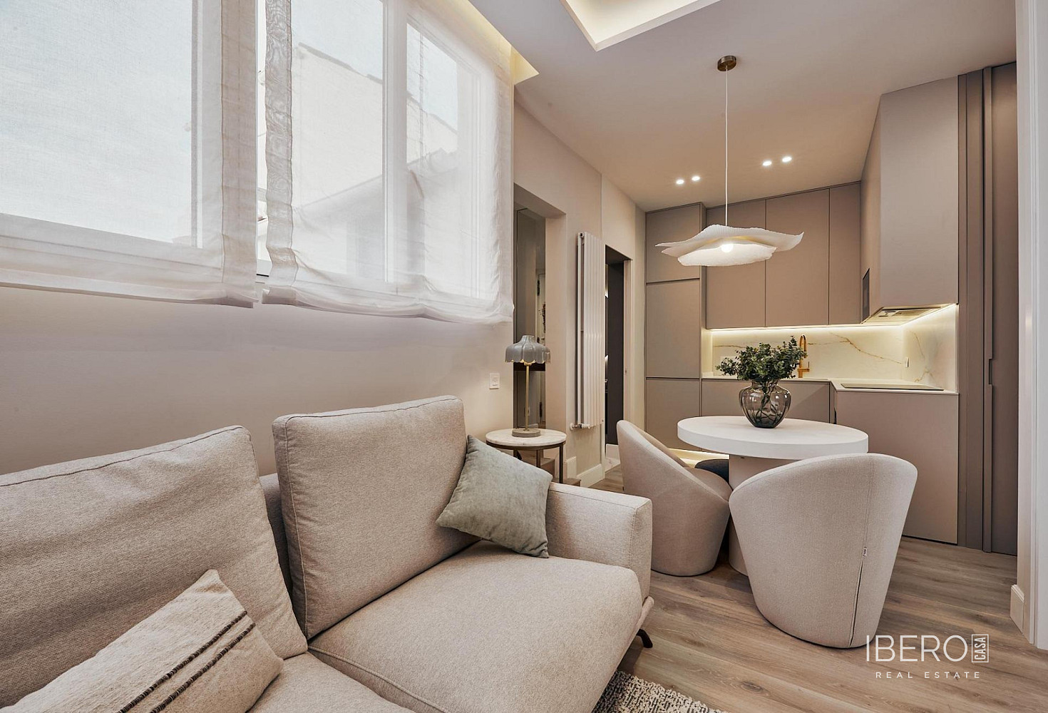 Piso 3+kk – Madrid, Barrio de los Austrias, Centro - Vista 3