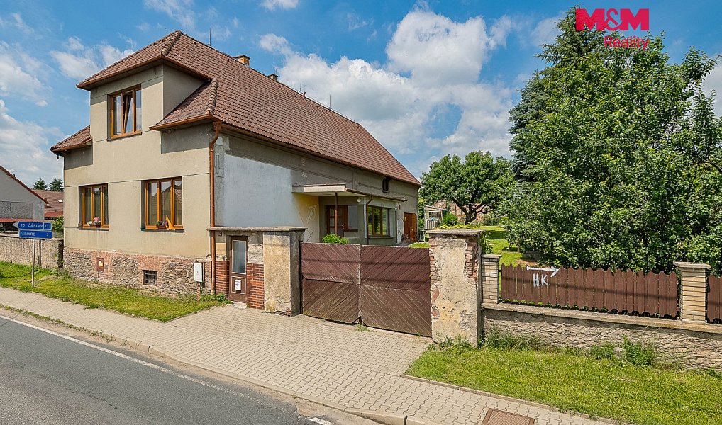 Prodej domu 177 m² s pozemkem 1 742 m², Žleby – náhled fotky 2