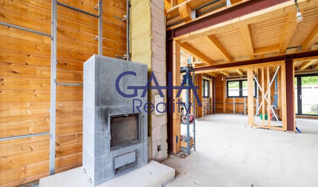 Prodej domu 250 m² s pozemkem 4 513 m², Strážovice – náhled fotky 4